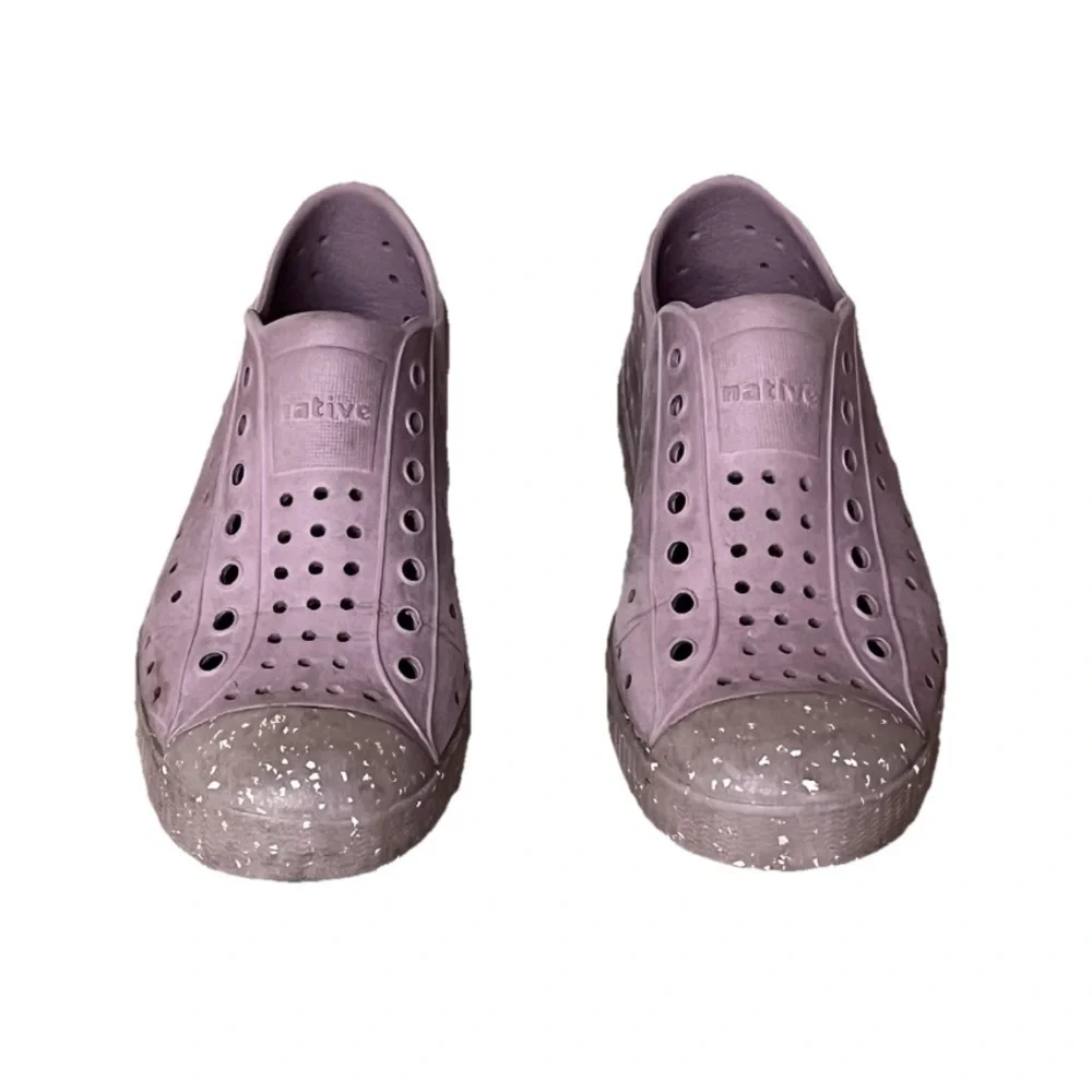 Native Shoes Mauve Slip On Sneakers J2 Kids Size 2 Lightweight Casual Shoes